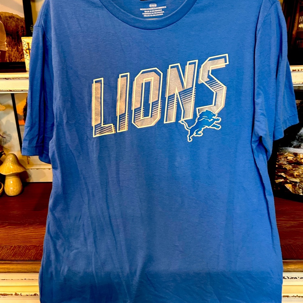 Lions football tshirt